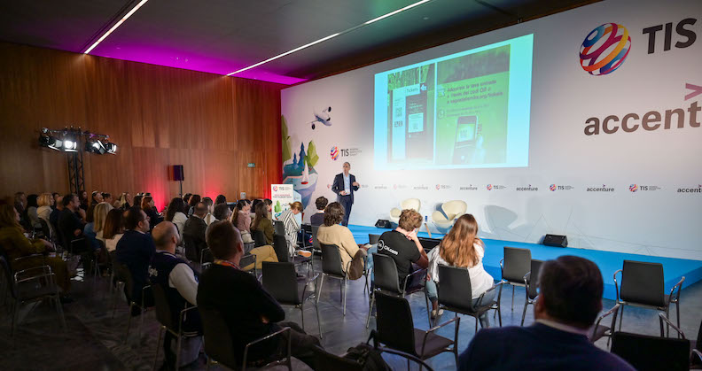 Xavier Martínez, director general de la Basílica de la Sagrada Família, participa en una conferència al TIS - Tourism Innovation Summit