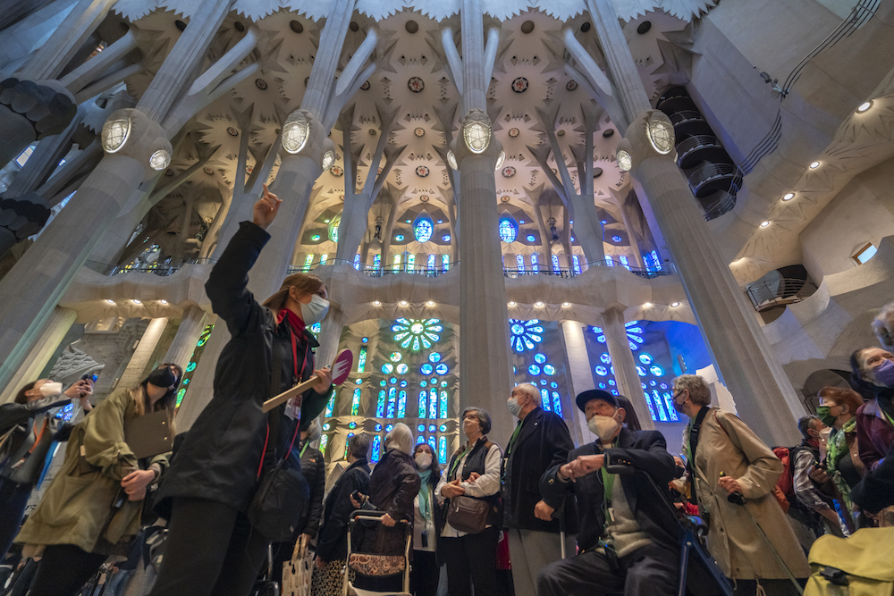 Una instal·lació artística commemora la Diada de Sant Jordi