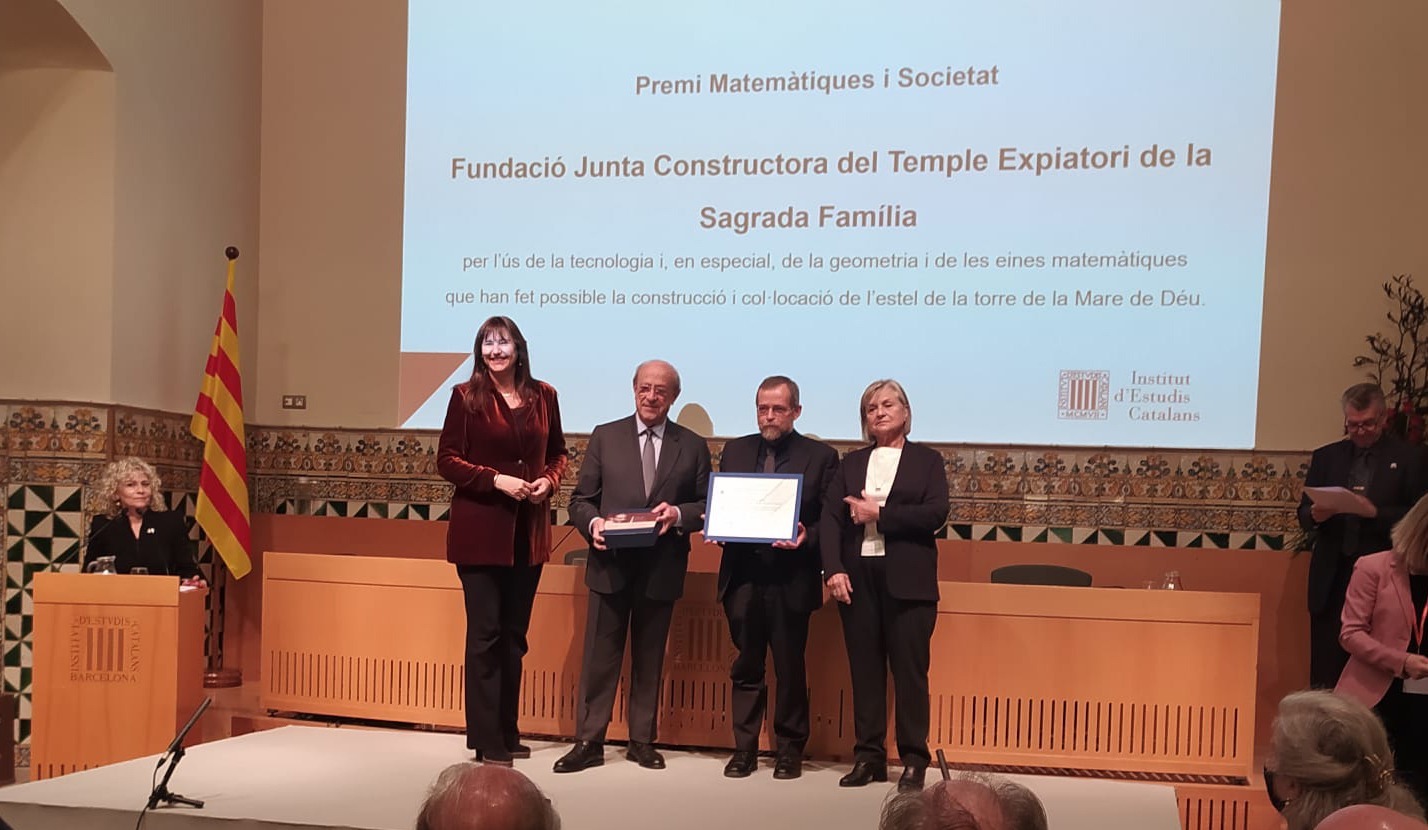 La Sagrada Família, premi Matemàtiques i Societat 2022 per l’ús de la tecnologia en l’estel de la torre de la Mare de Déu