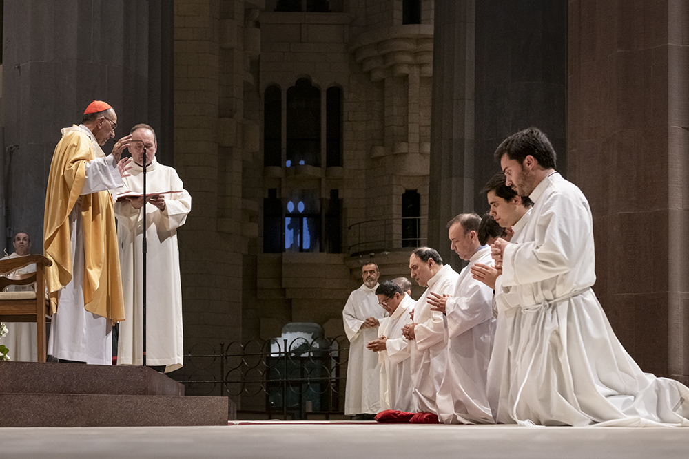 La Basílica va acollir una missa d’ordenació de vuit diaques