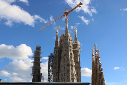 La Sagrada Família il·luminarà per primer cop les torres dels Evangelistes Lluc i Marc per commemorar la seva finalització