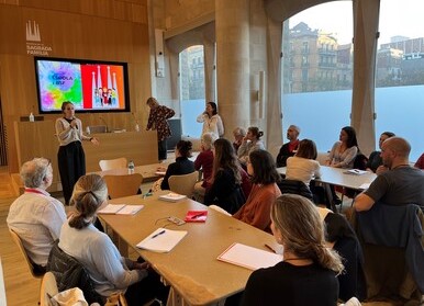 Els guies que implementen les visites educatives a la Sagrada Família reben una nova formació didàctica